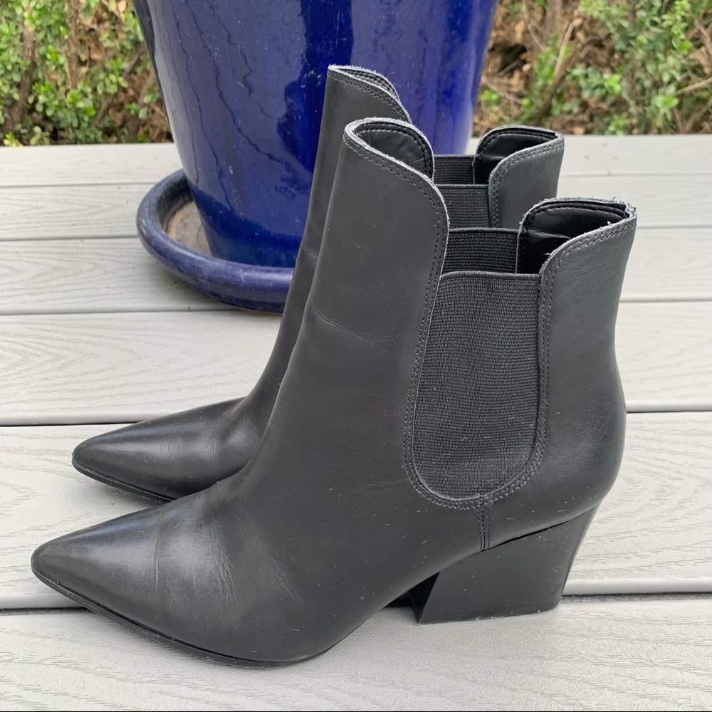 Kendall & Kylie Sleek Black Ankle Booties - Picture 3 of 9